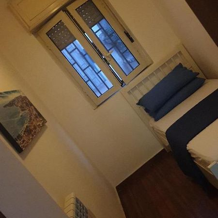 Apartamento Al Porto Nápoles Exterior foto